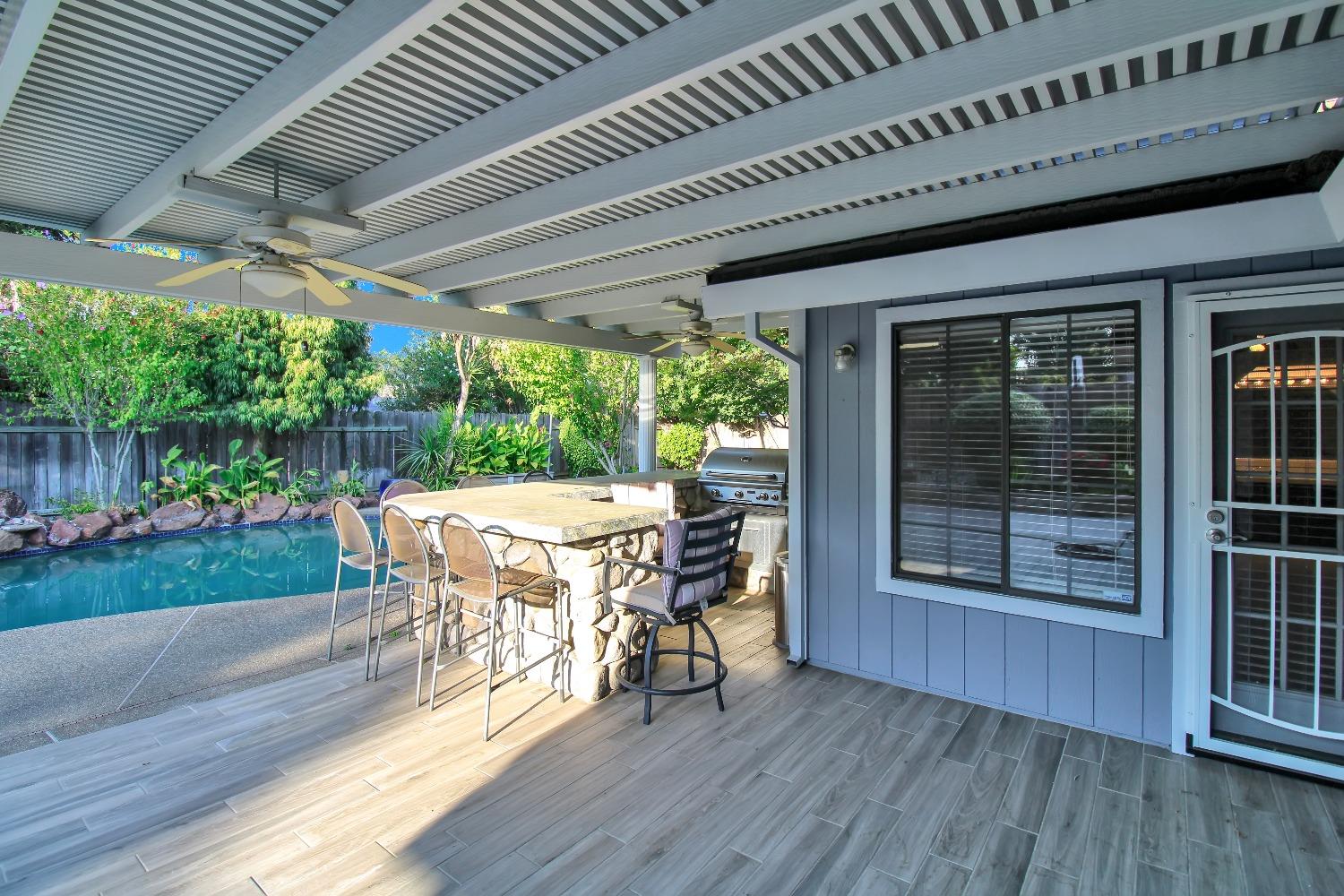 8642 Briarbrook Circle