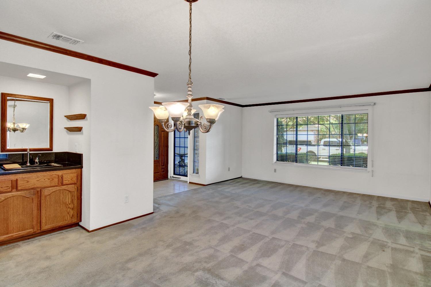8642 Briarbrook Circle