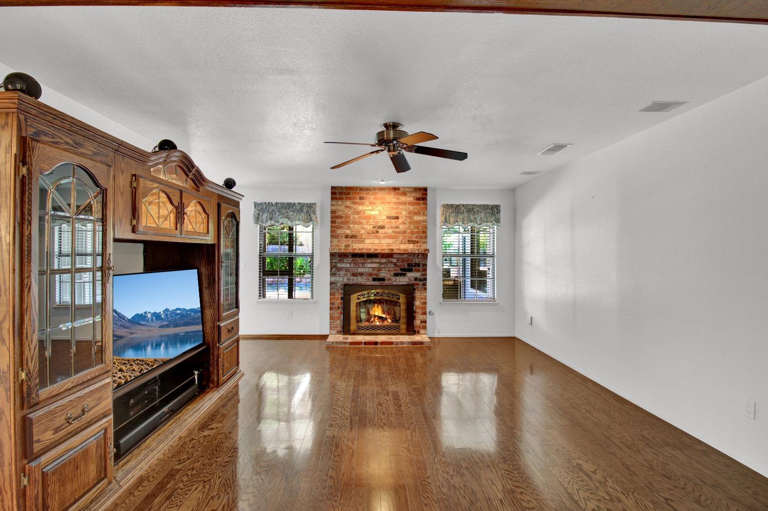 8642 Briarbrook Circle