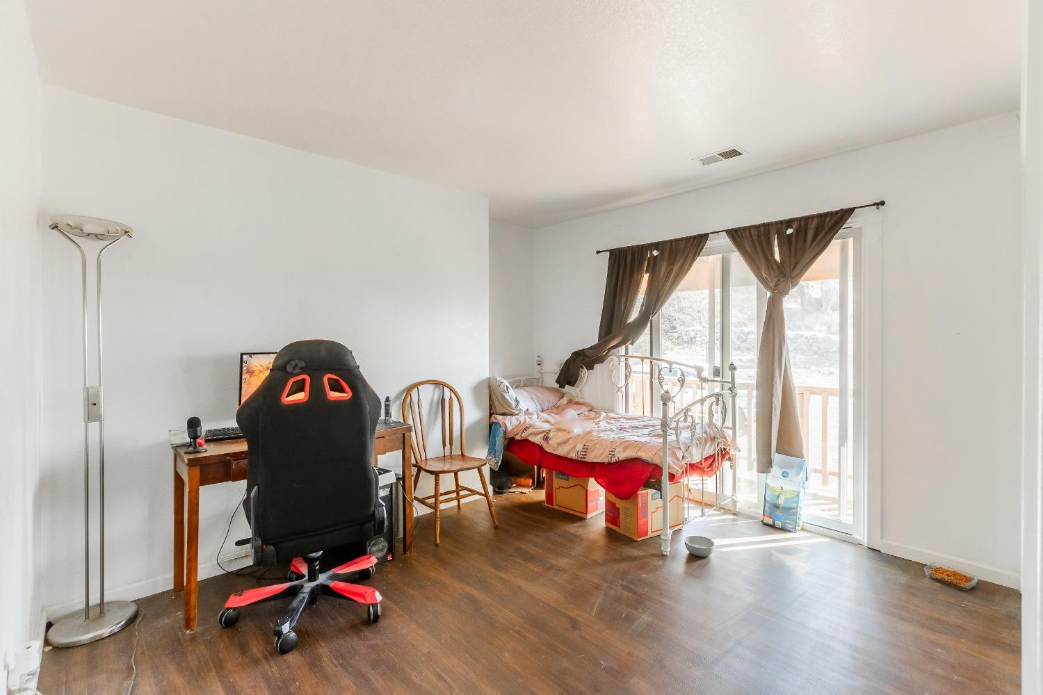 6400 Schmidt Place