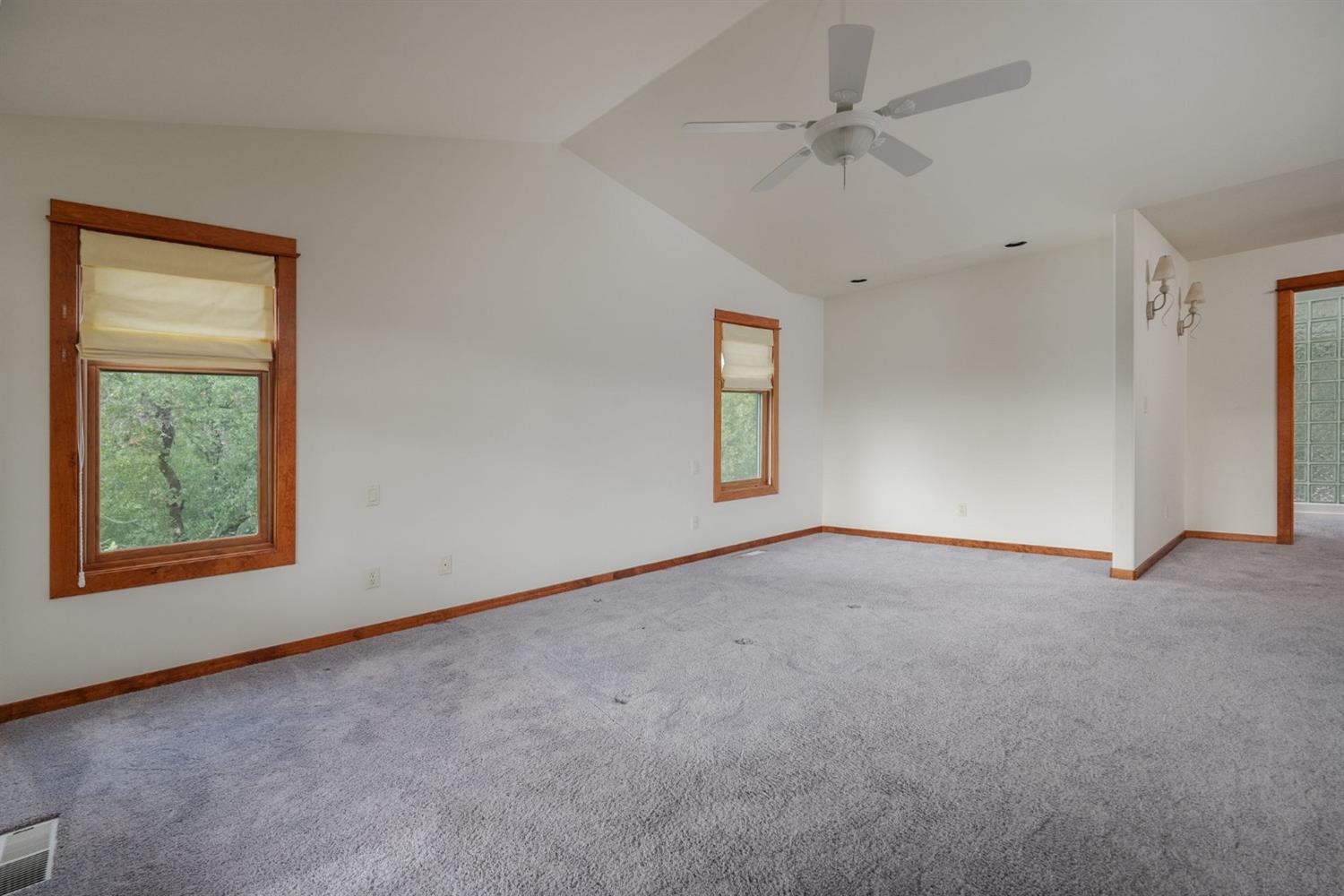 544 Raggio Court