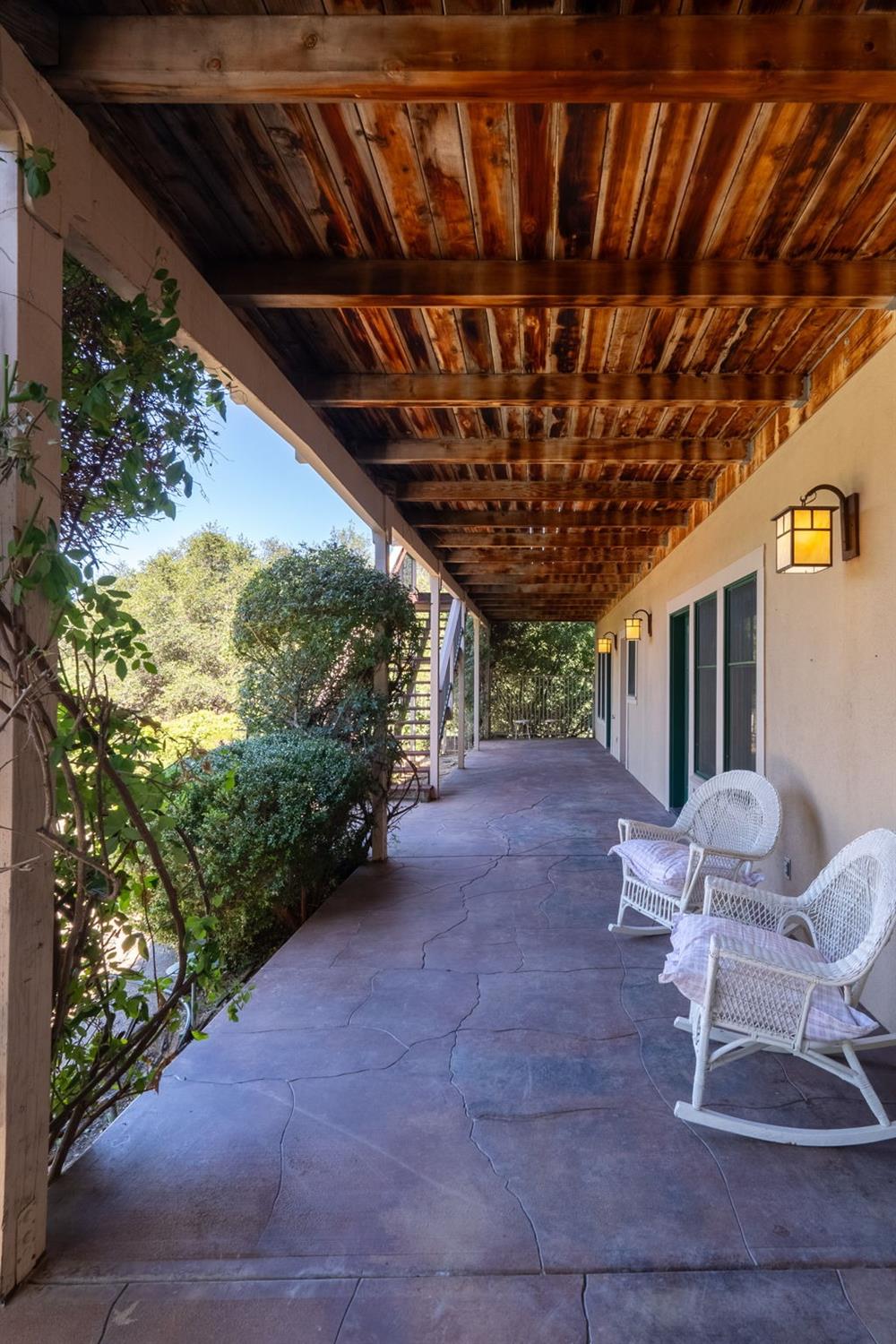 544 Raggio Court
