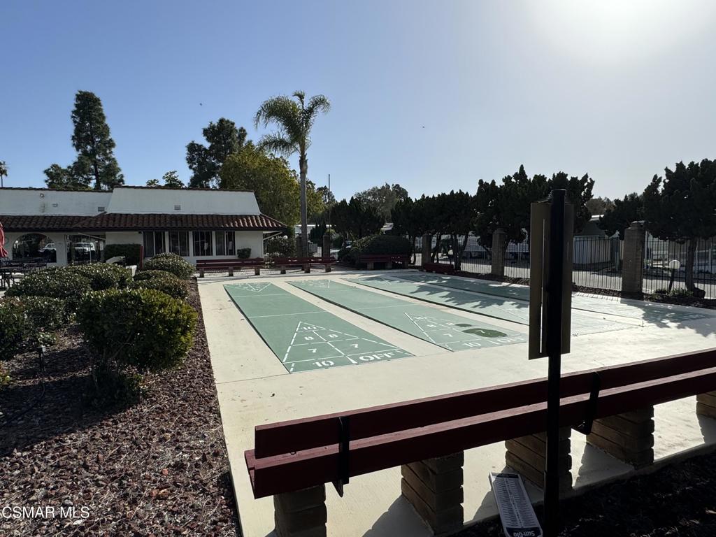 1150 Ventura Boulevard 14