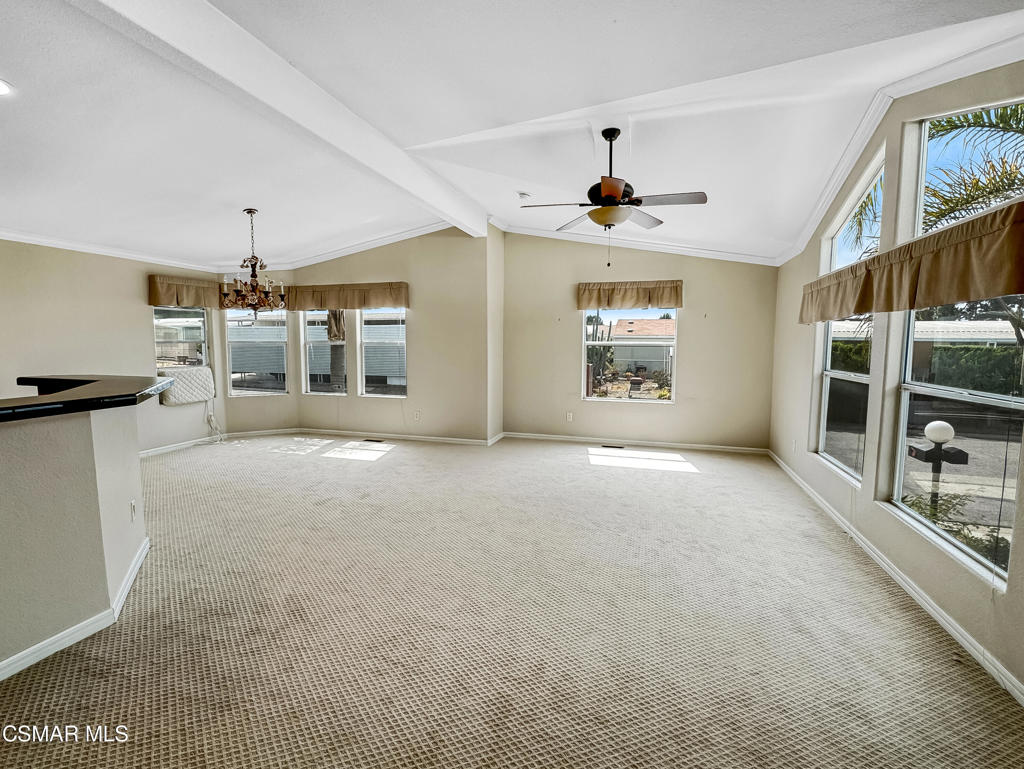 1150 Ventura Boulevard 14