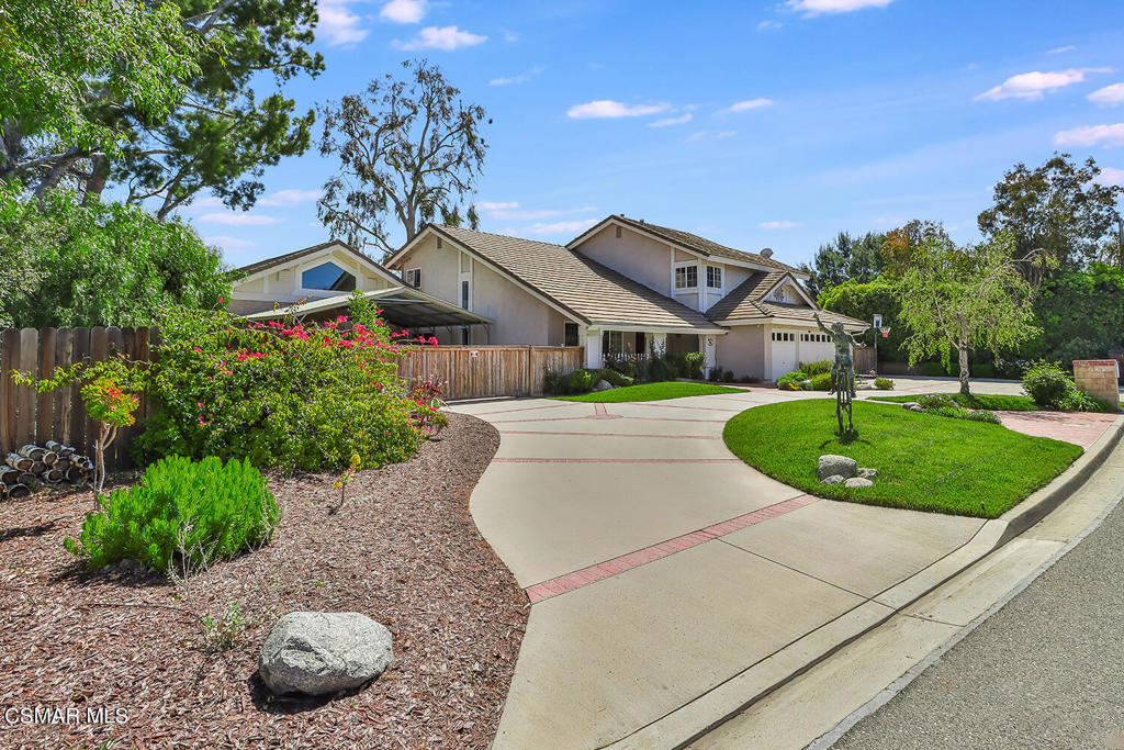 838 Mellow Lane