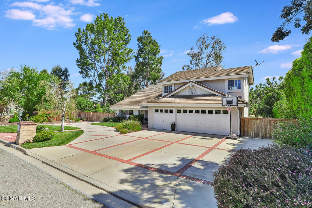 838 Mellow Lane