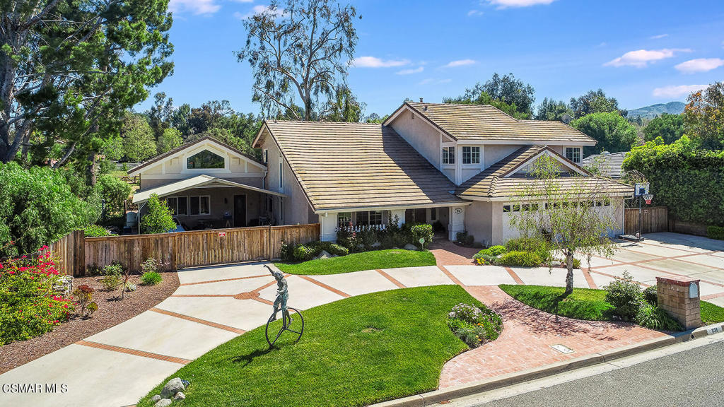 838 Mellow Lane