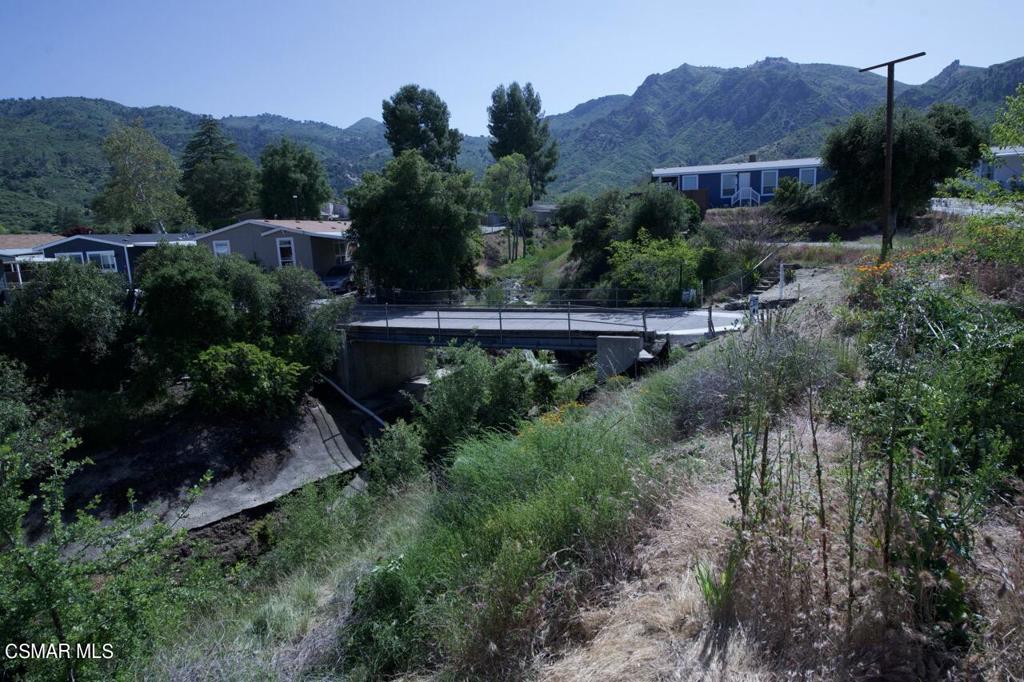 30473 Mulholland Highway 104