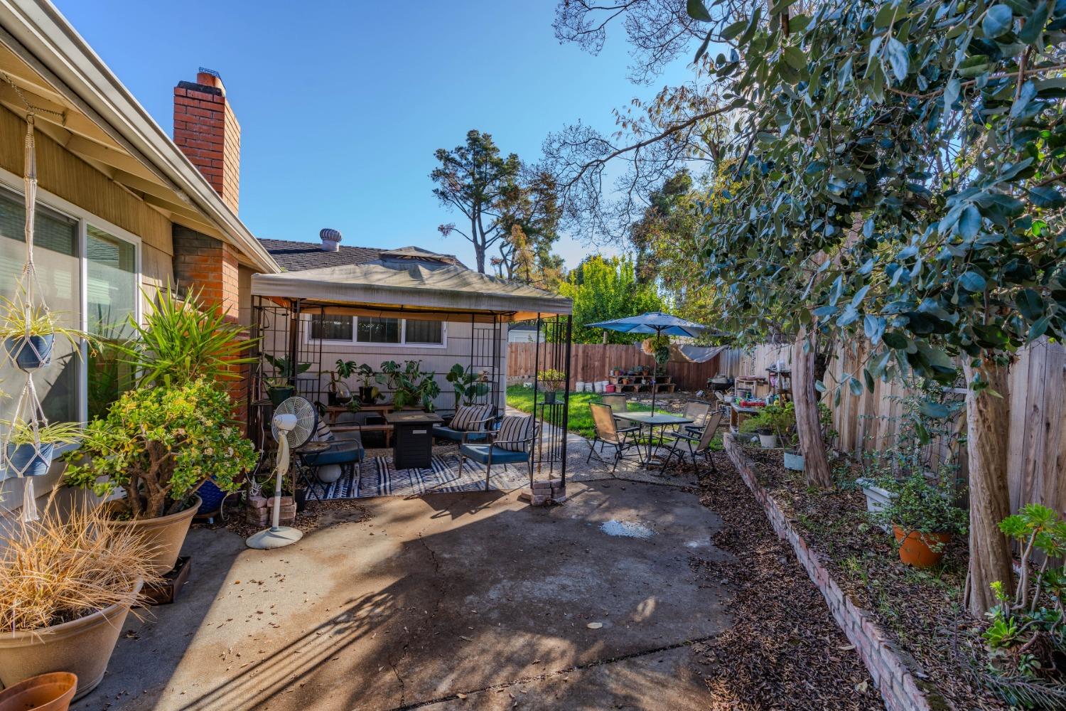 7988 Grandstaff Drive