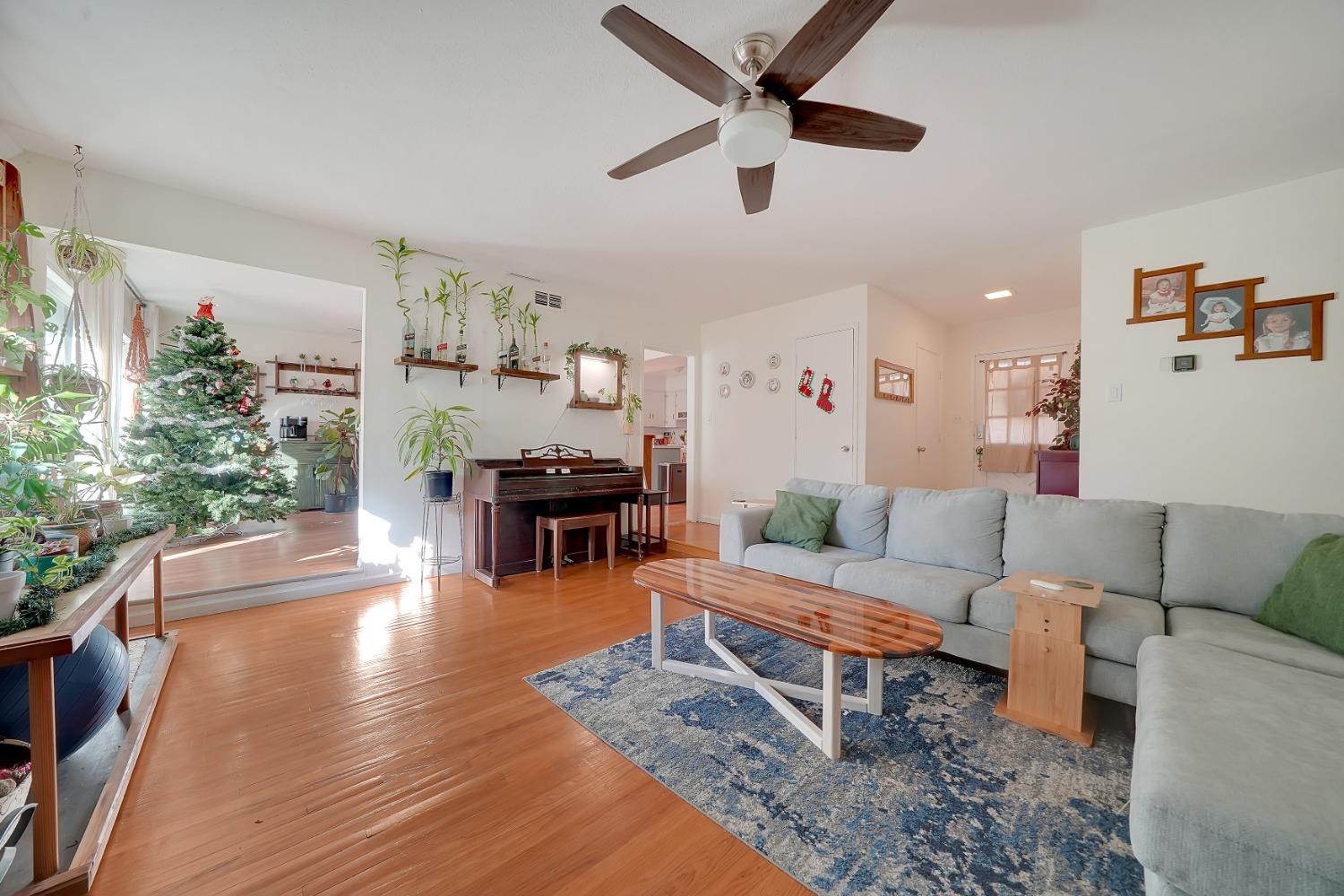 7988 Grandstaff Drive