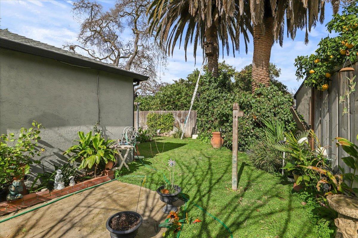 3007 The Alameda