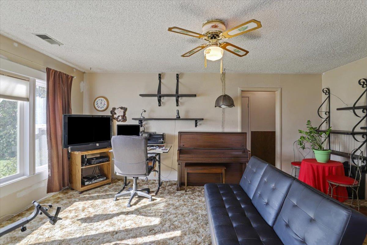 3007 The Alameda