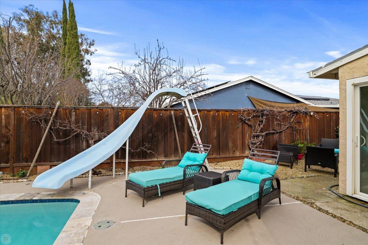 846 Curlew Road