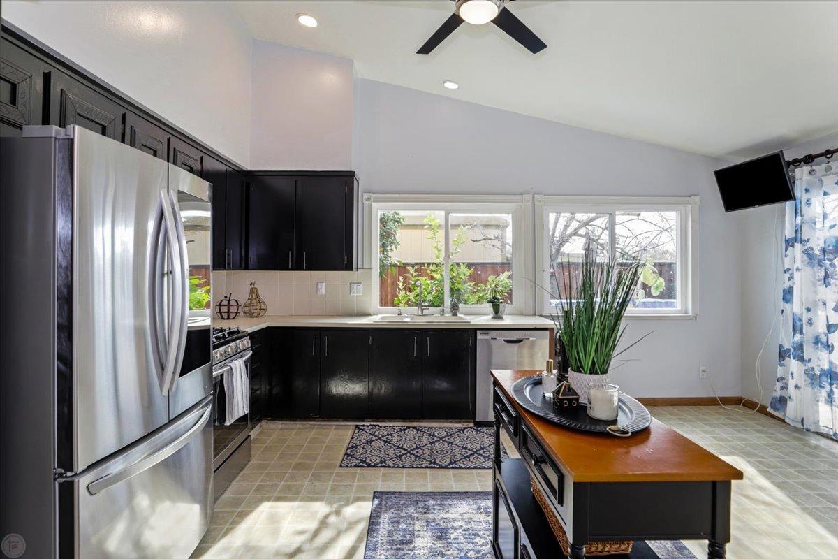 846 Curlew Road