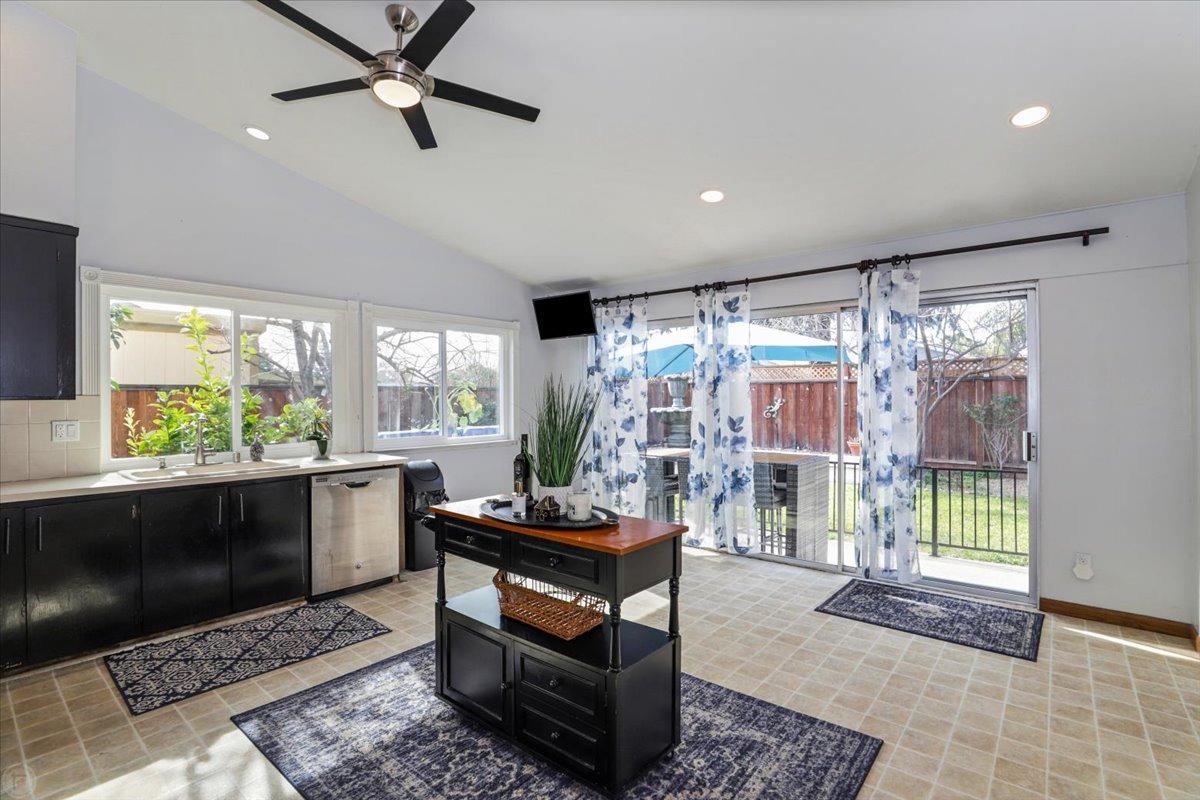 846 Curlew Road