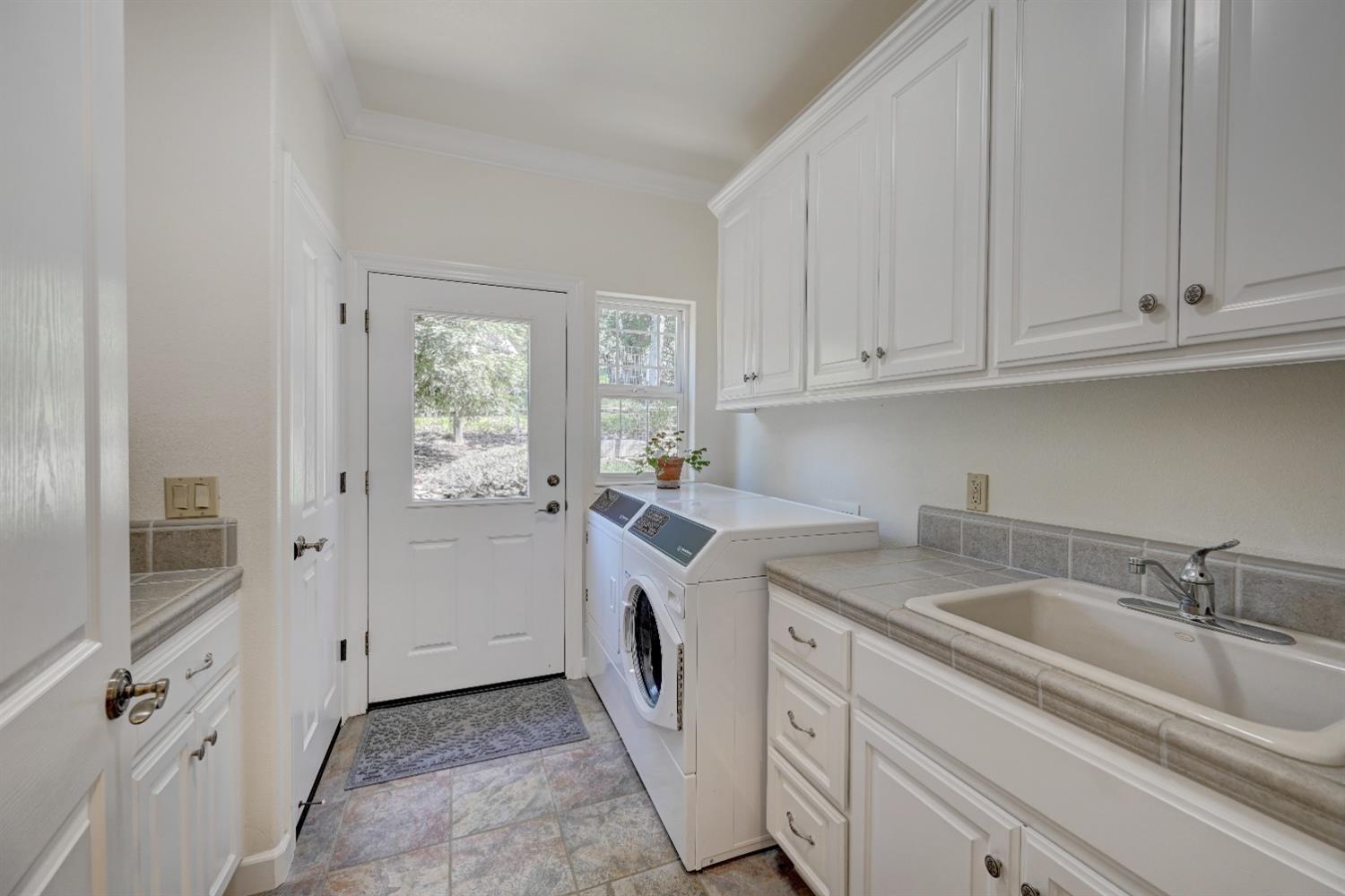 540 Raggio Court