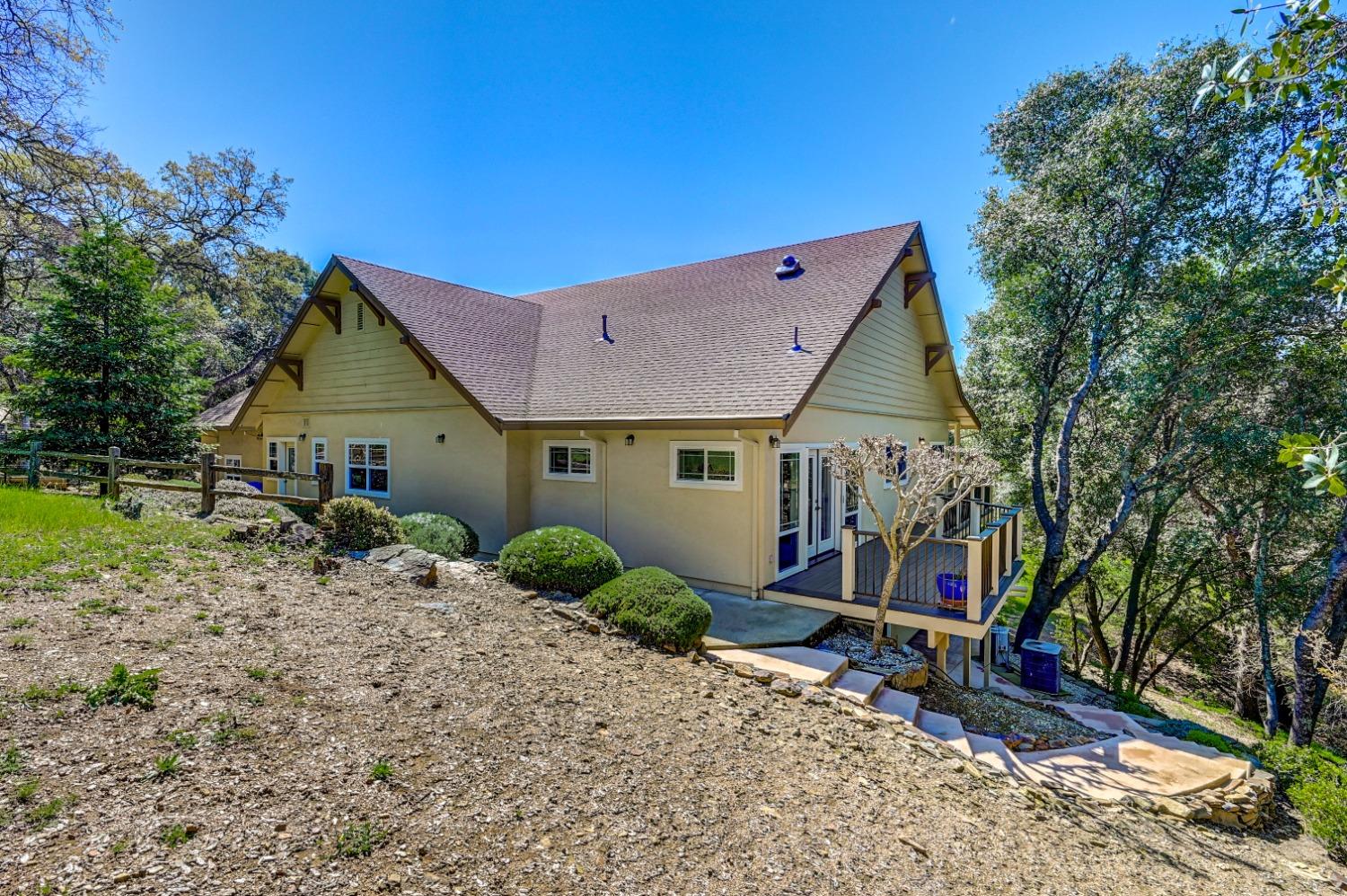 540 Raggio Court