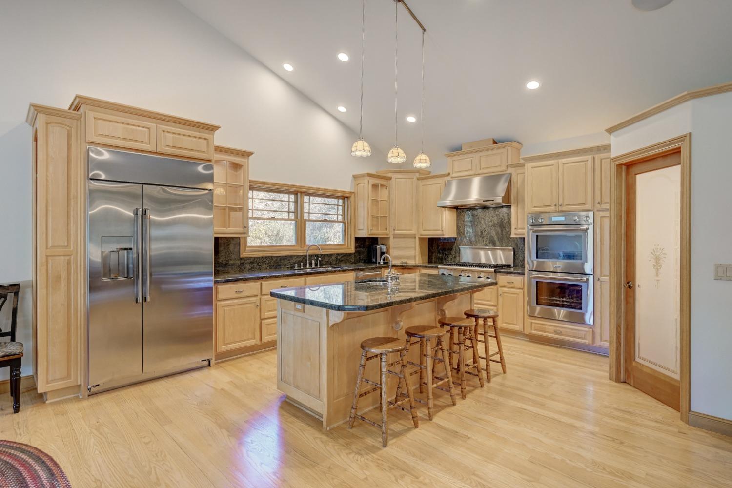 540 Raggio Court