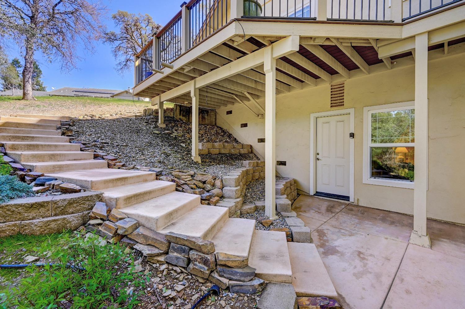 540 Raggio Court