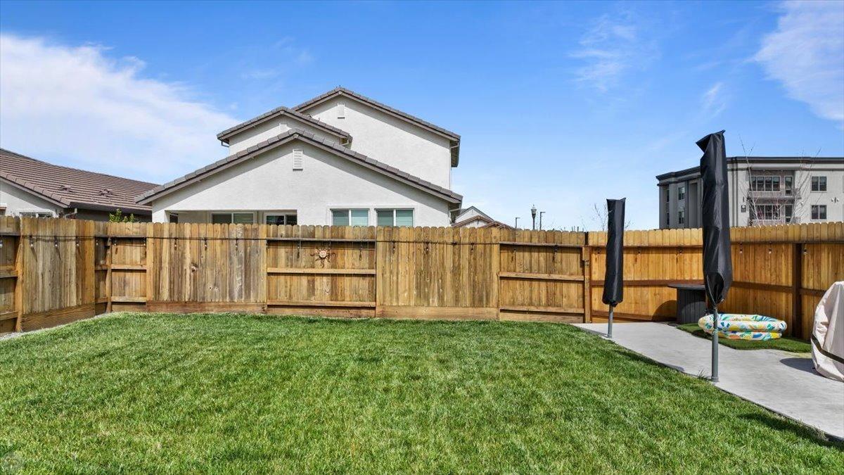 2601 Carnation Way