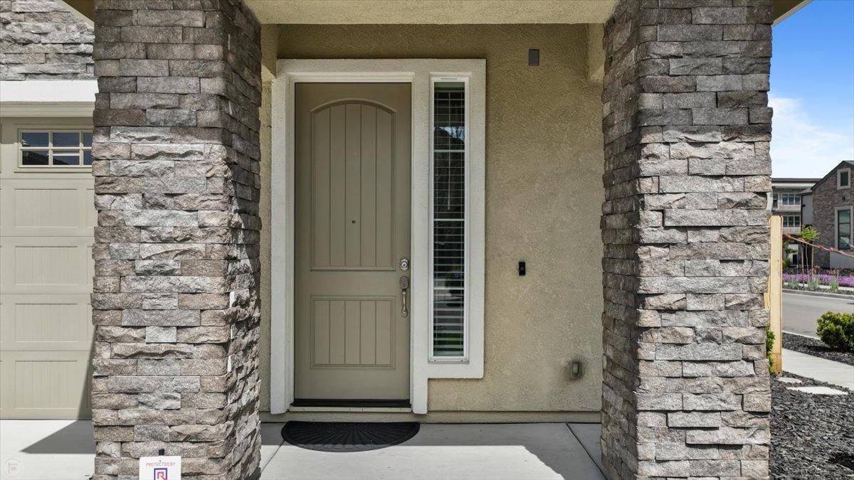 2601 Carnation Way
