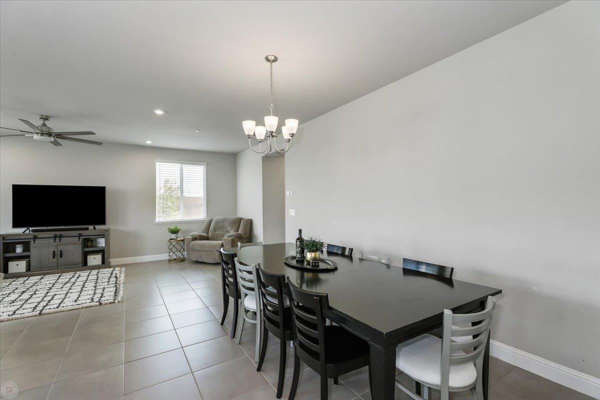 2601 Carnation Way