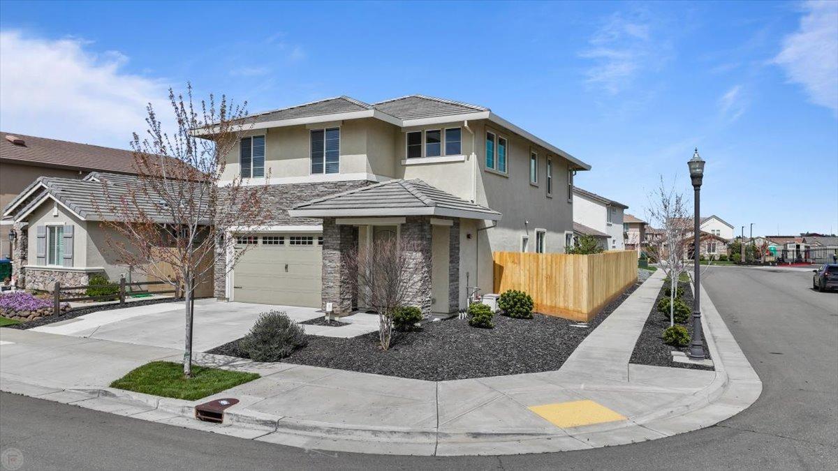 2601 Carnation Way