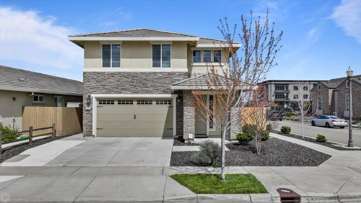 2601 Carnation Way