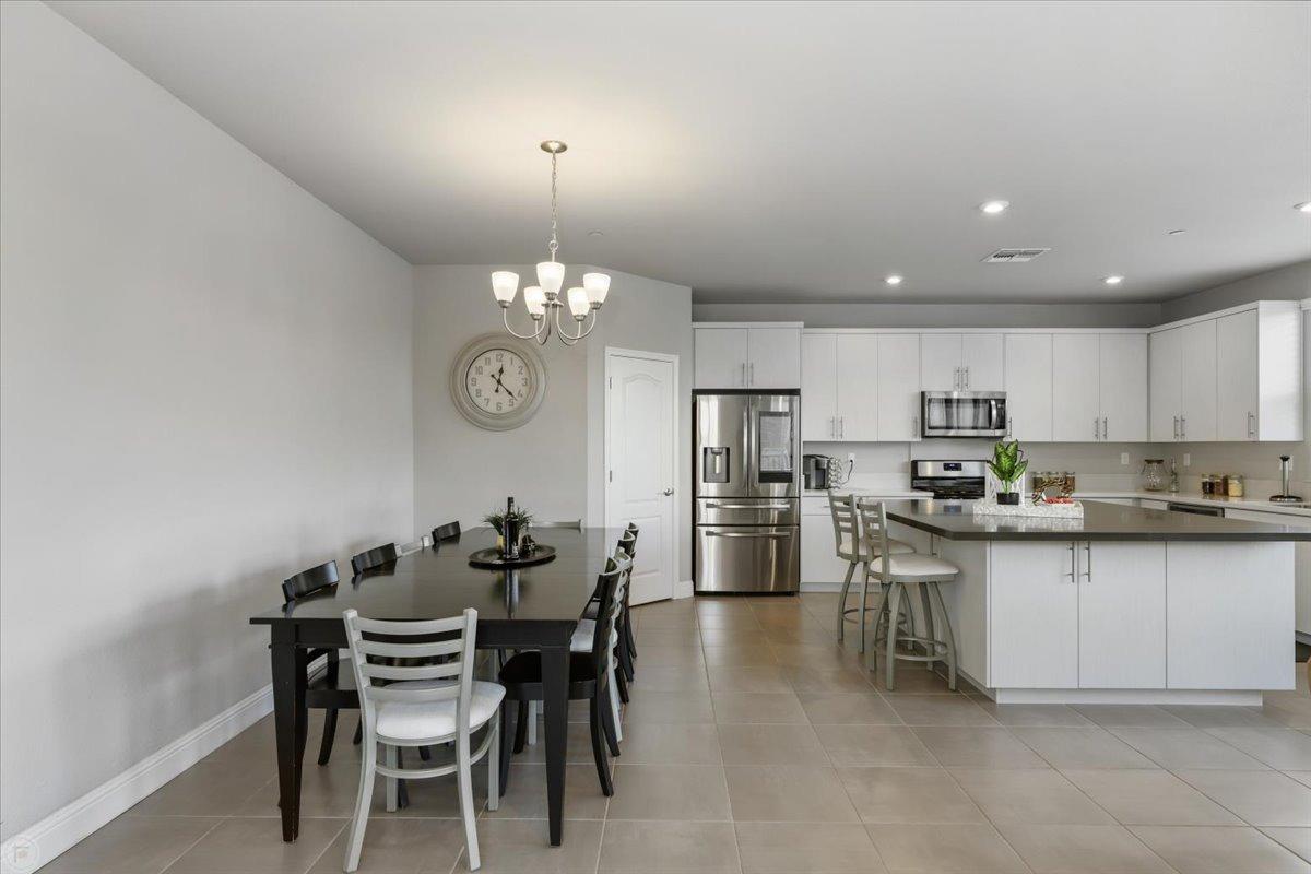 2601 Carnation Way