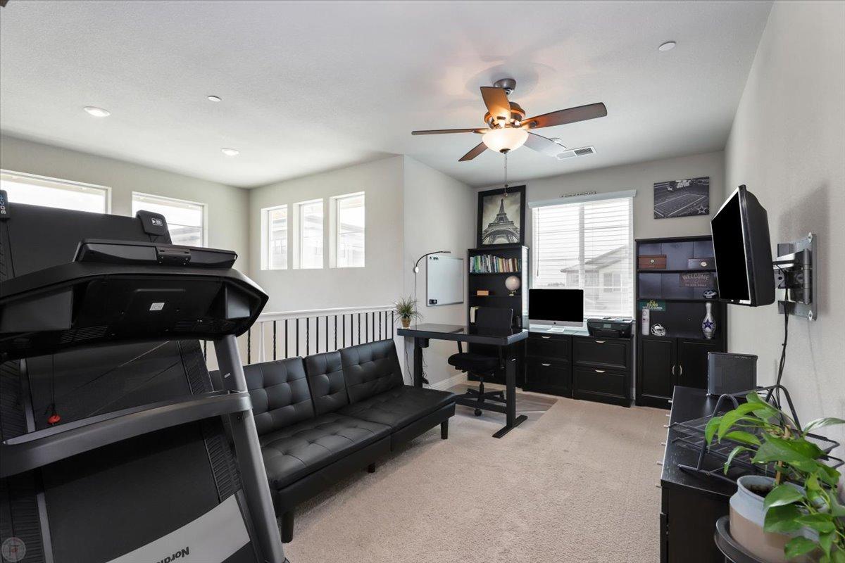 2601 Carnation Way