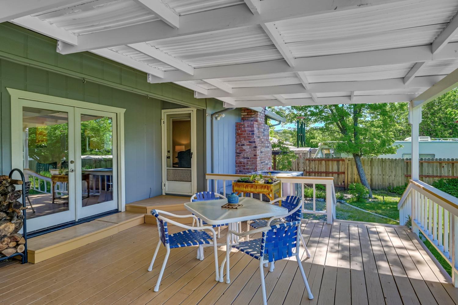 1212 Calaveritas Road