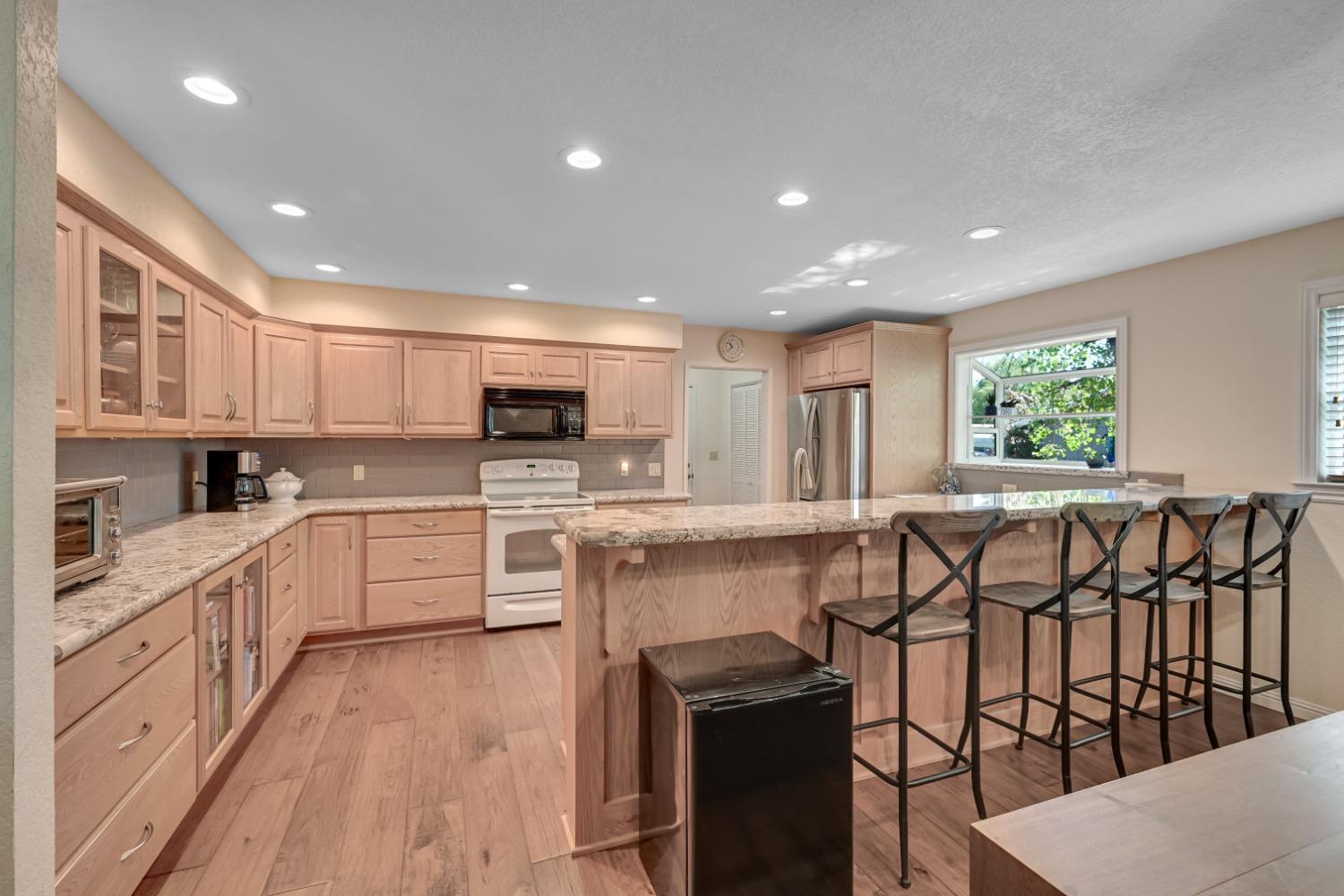 1212 Calaveritas Road