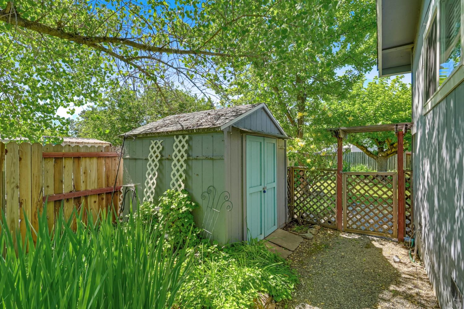 1212 Calaveritas Road
