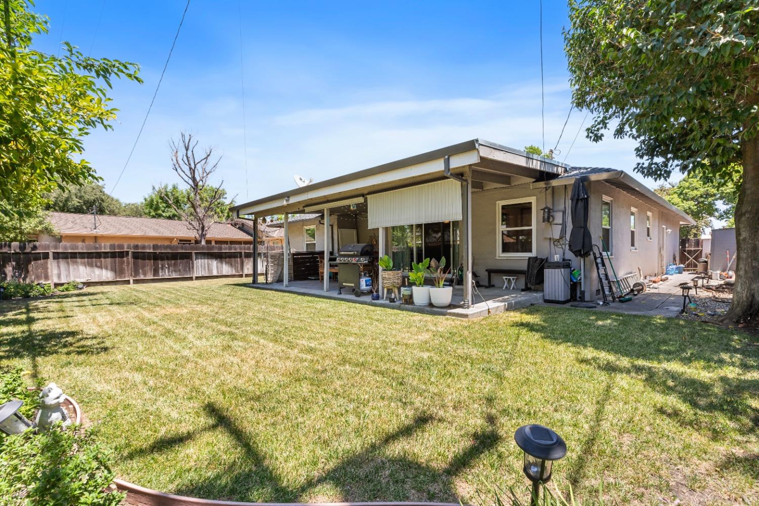 6627 Vicksburg Place