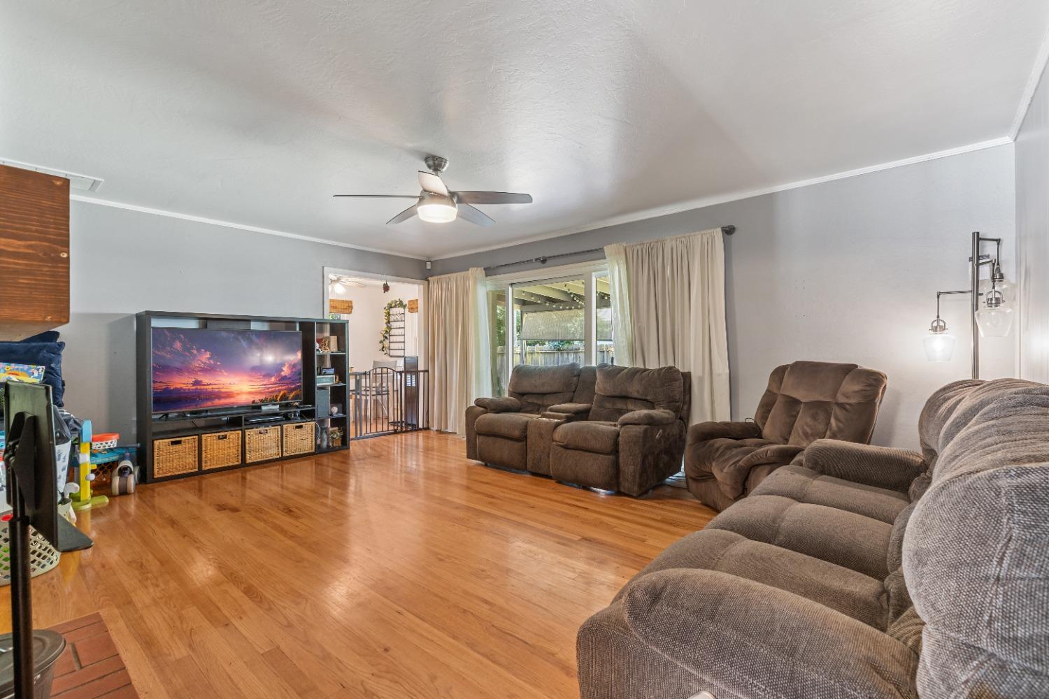 6627 Vicksburg Place