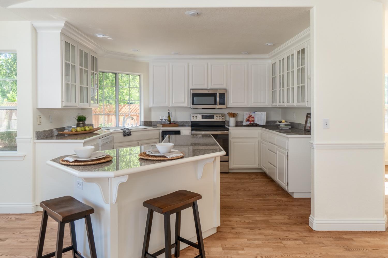 535 Sunny Oak Court