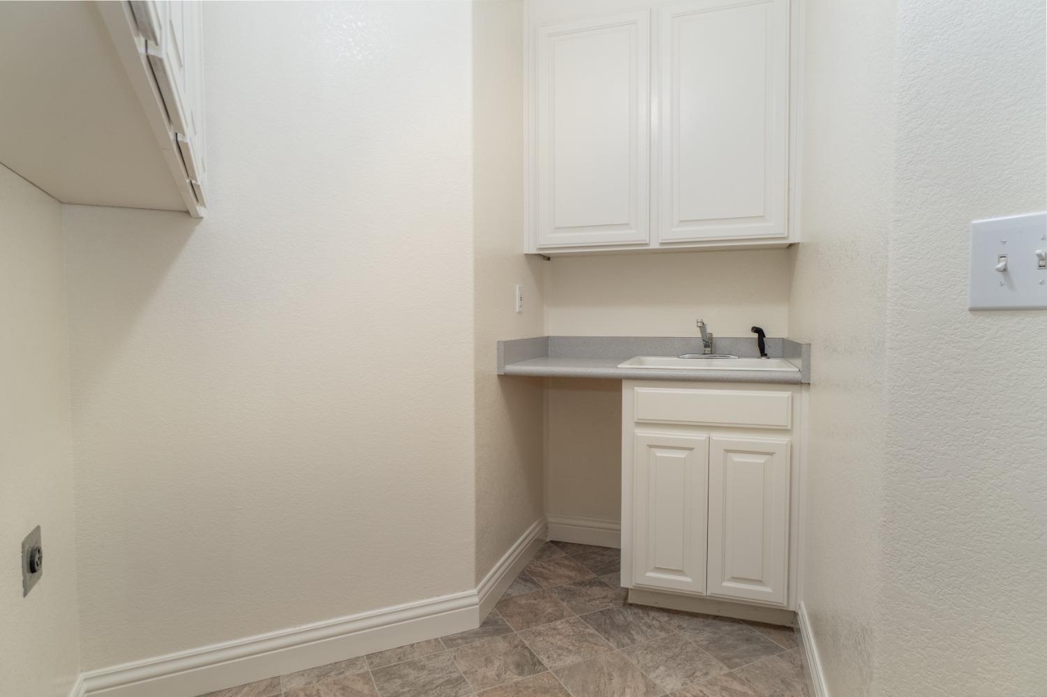 535 Sunny Oak Court