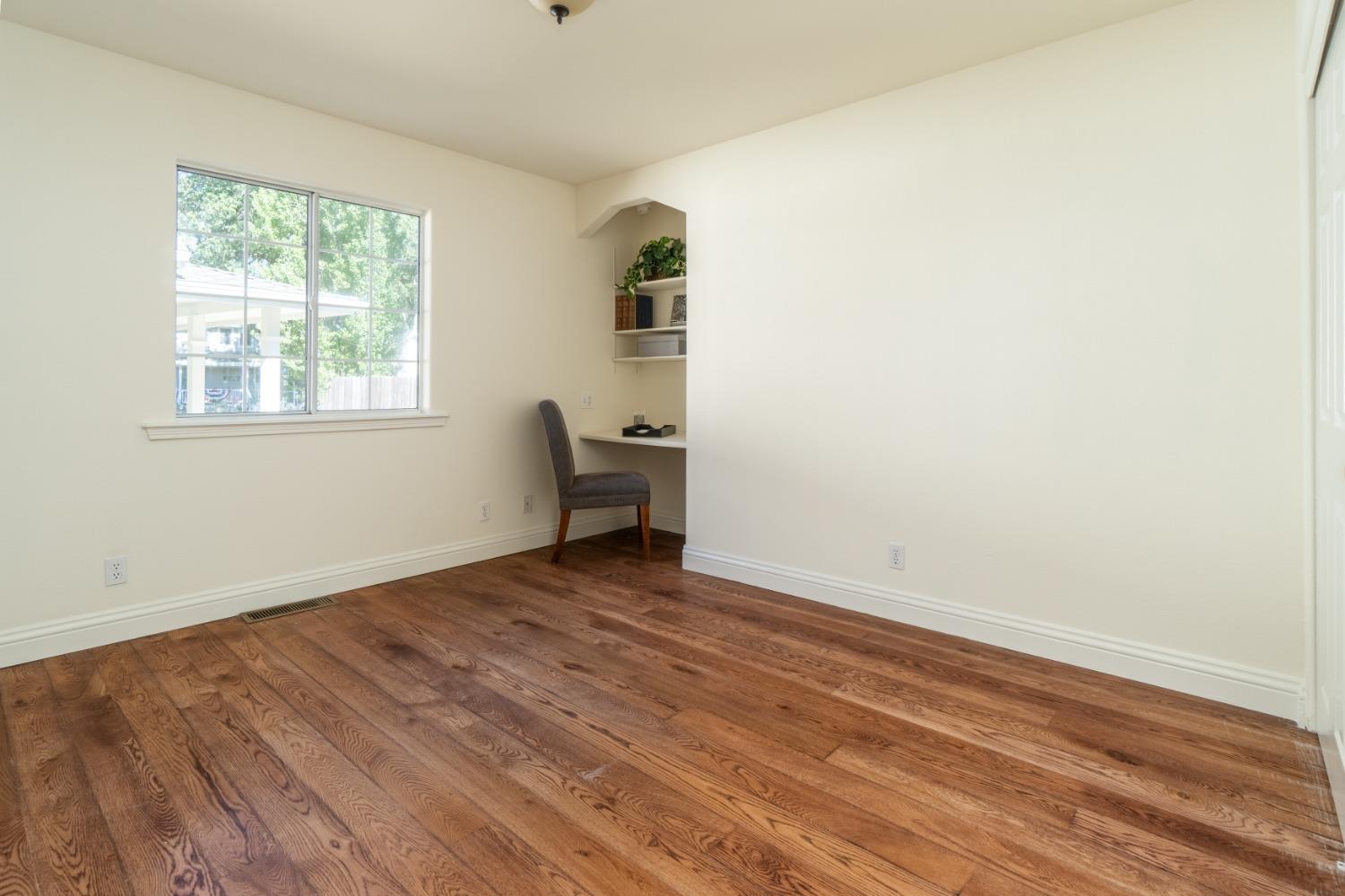 535 Sunny Oak Court