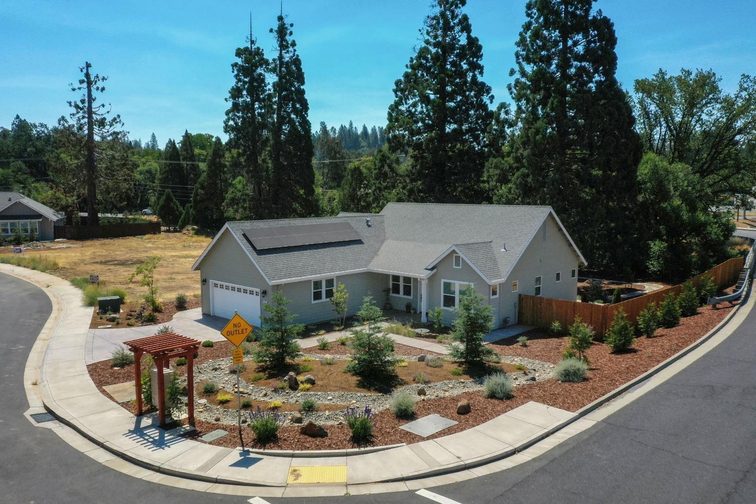 98 Creekside Court