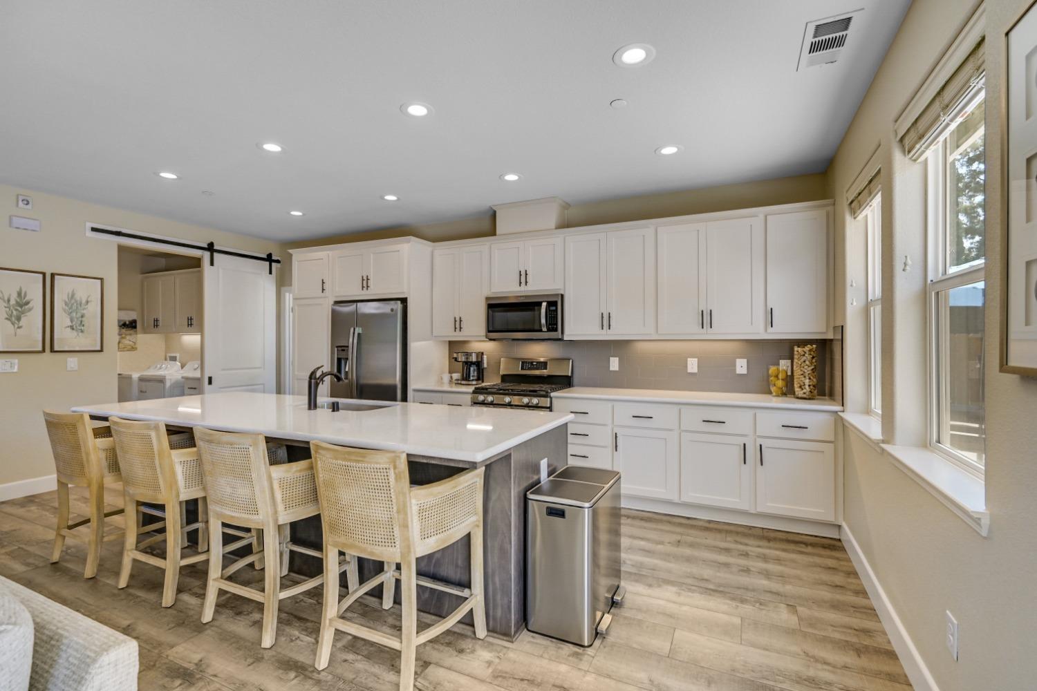 98 Creekside Court