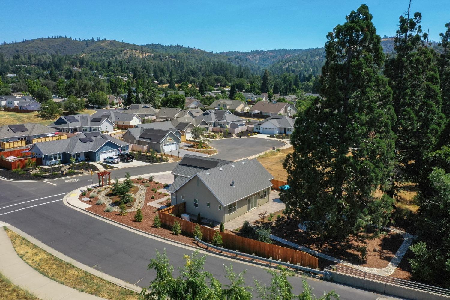 98 Creekside Court