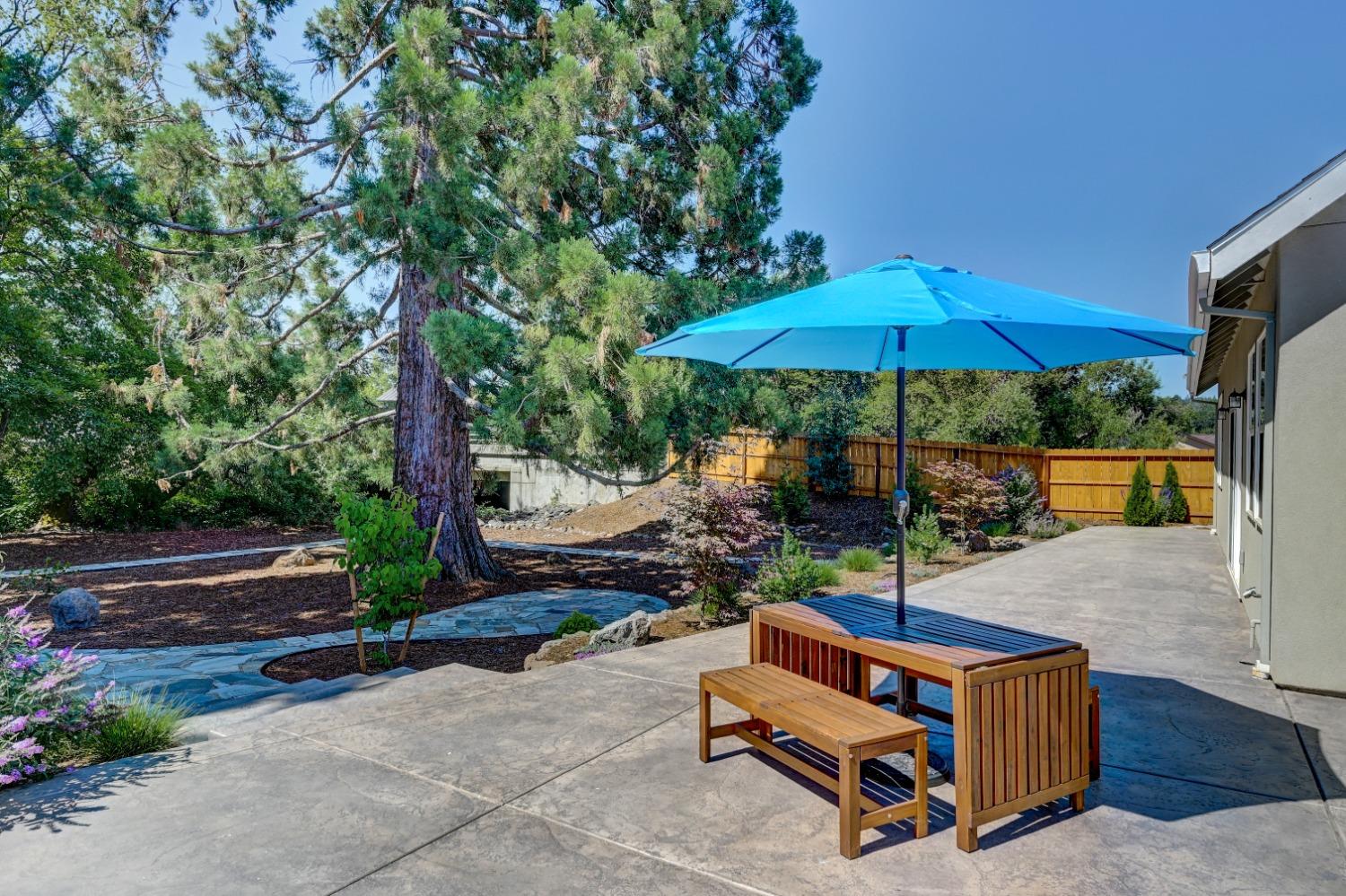 98 Creekside Court