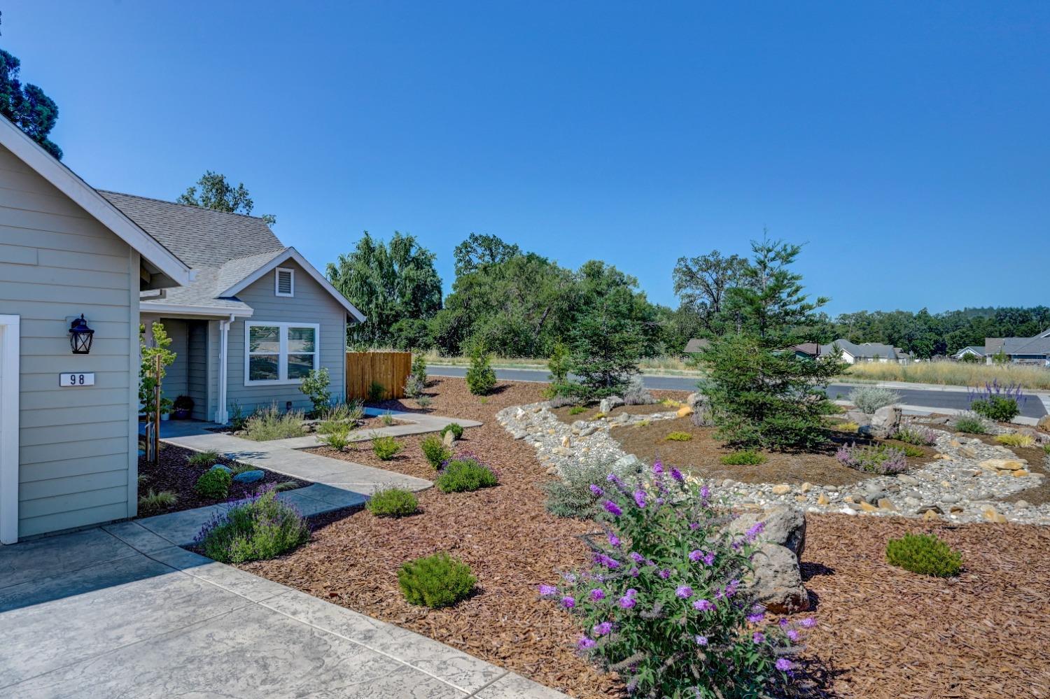 98 Creekside Court