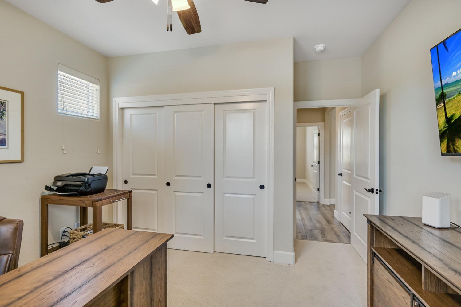 98 Creekside Court