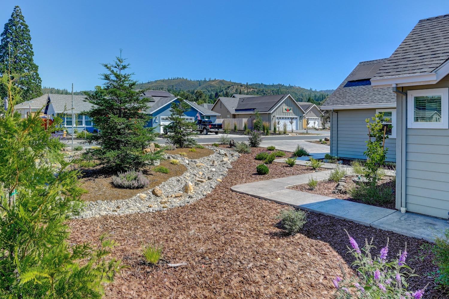 98 Creekside Court