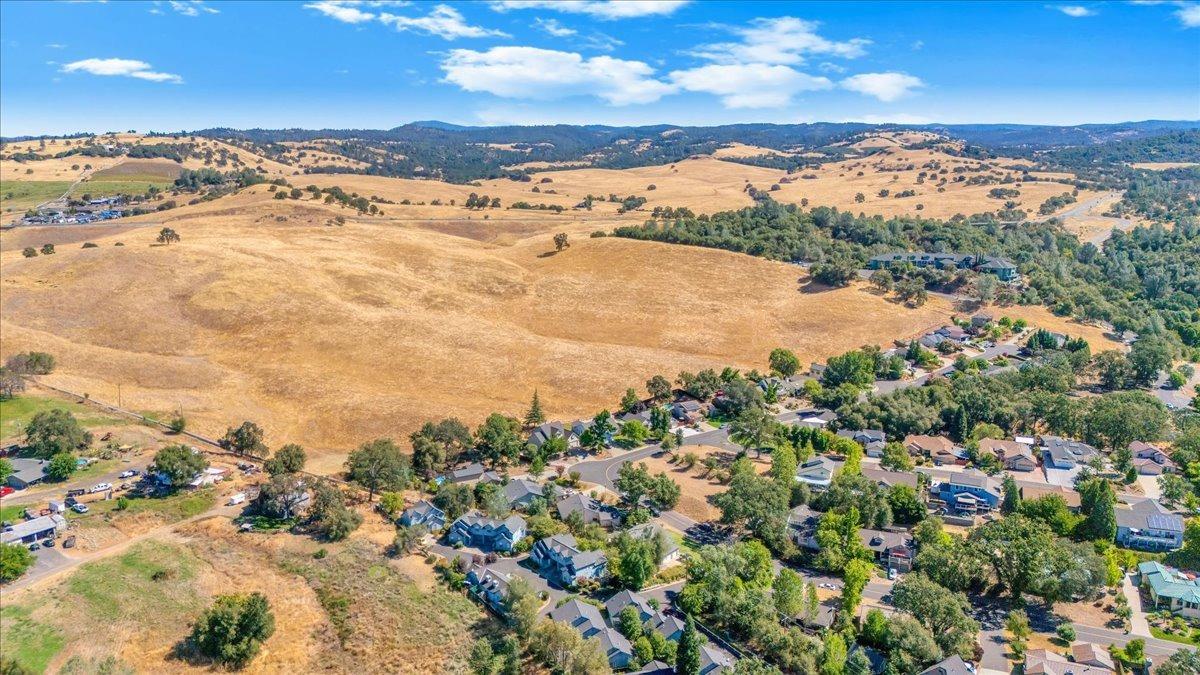 1215 Annalee Drive