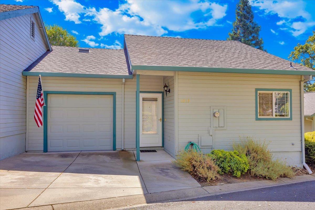 1215 Annalee Drive