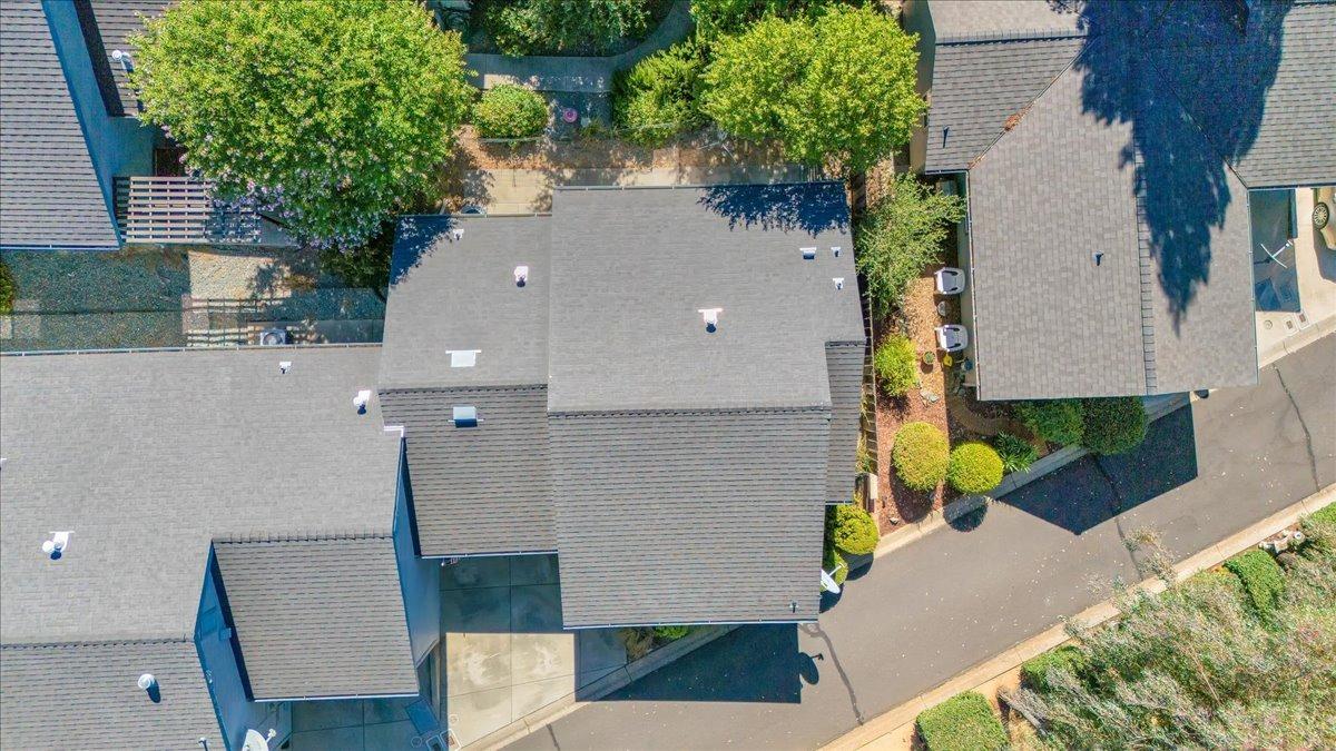 1215 Annalee Drive