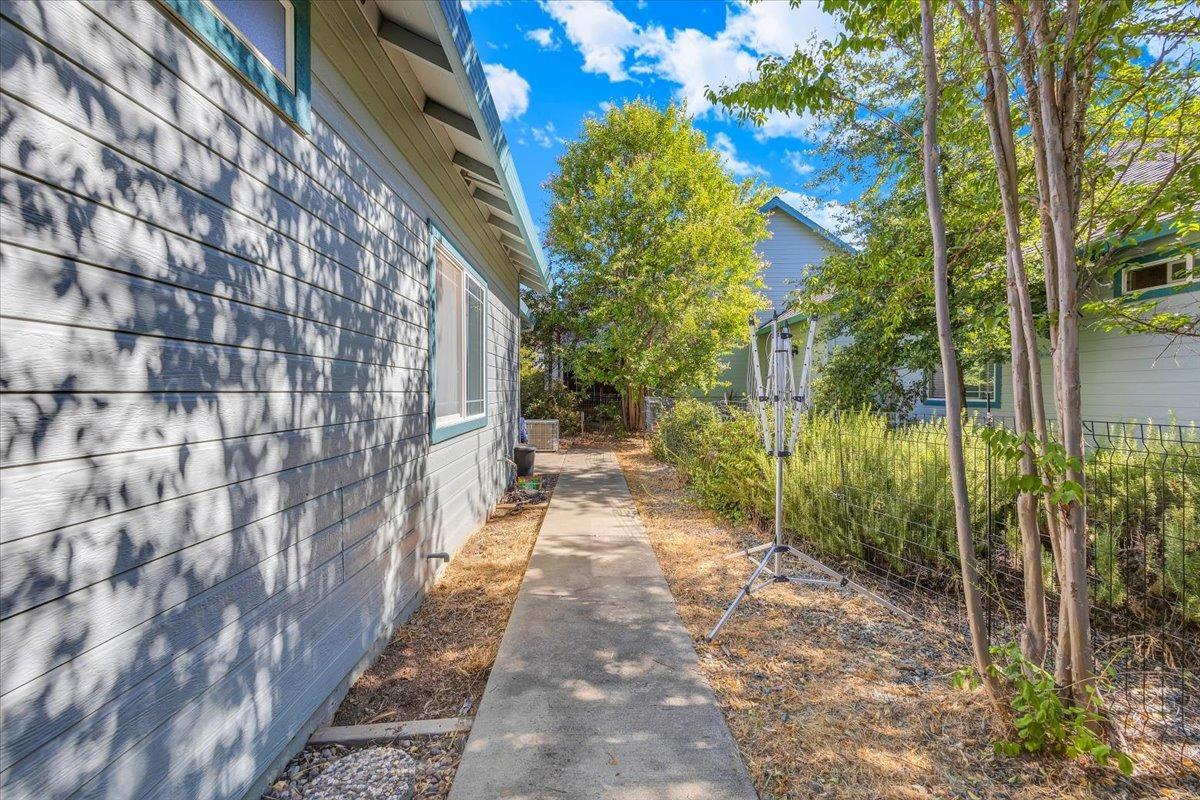 1215 Annalee Drive
