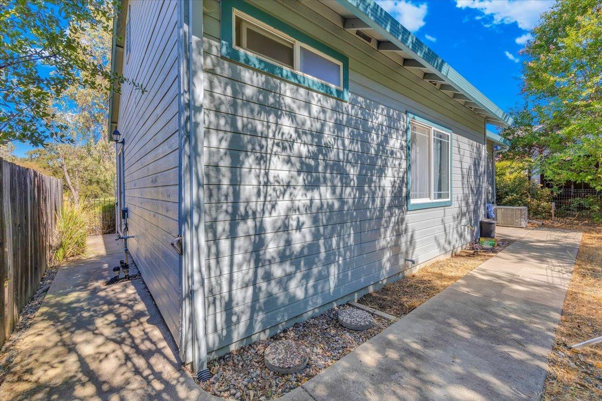 1215 Annalee Drive